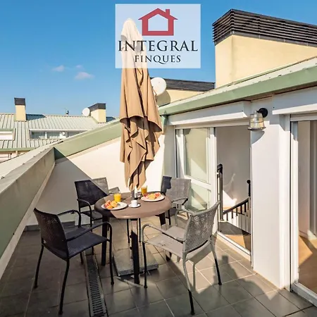 Arc-en-ciel Apartment